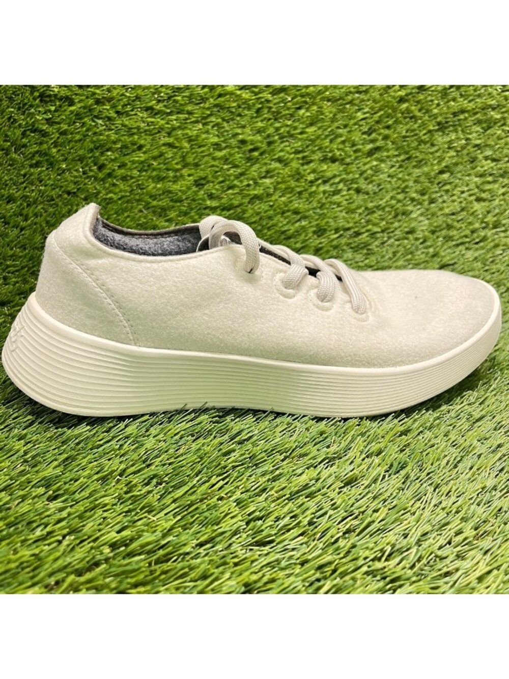Allbirds Wool Runners Go Womens Size 11 Natural White Athletic Shoes Sneakers